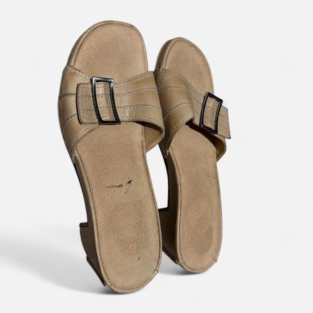 Unbranded Women's Tan and Cream Sandals